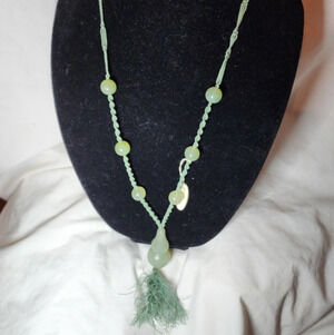 Vintage Jade silk‎ corded Necklace NWT